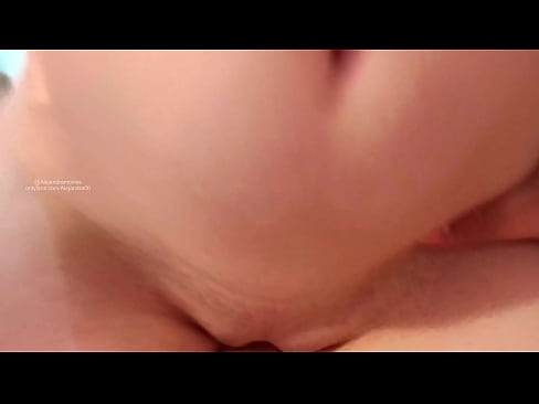 ❤️ ישנה בחדר של אחותי וככה התעוררתי ❤️ סופר-פורנו אצלנו ❌️❤