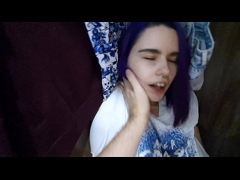 ❤️ מצאתי את אחותי בארון ועזרה לה לגמור ❤️ סופר-פורנו אצלנו ❌️❤